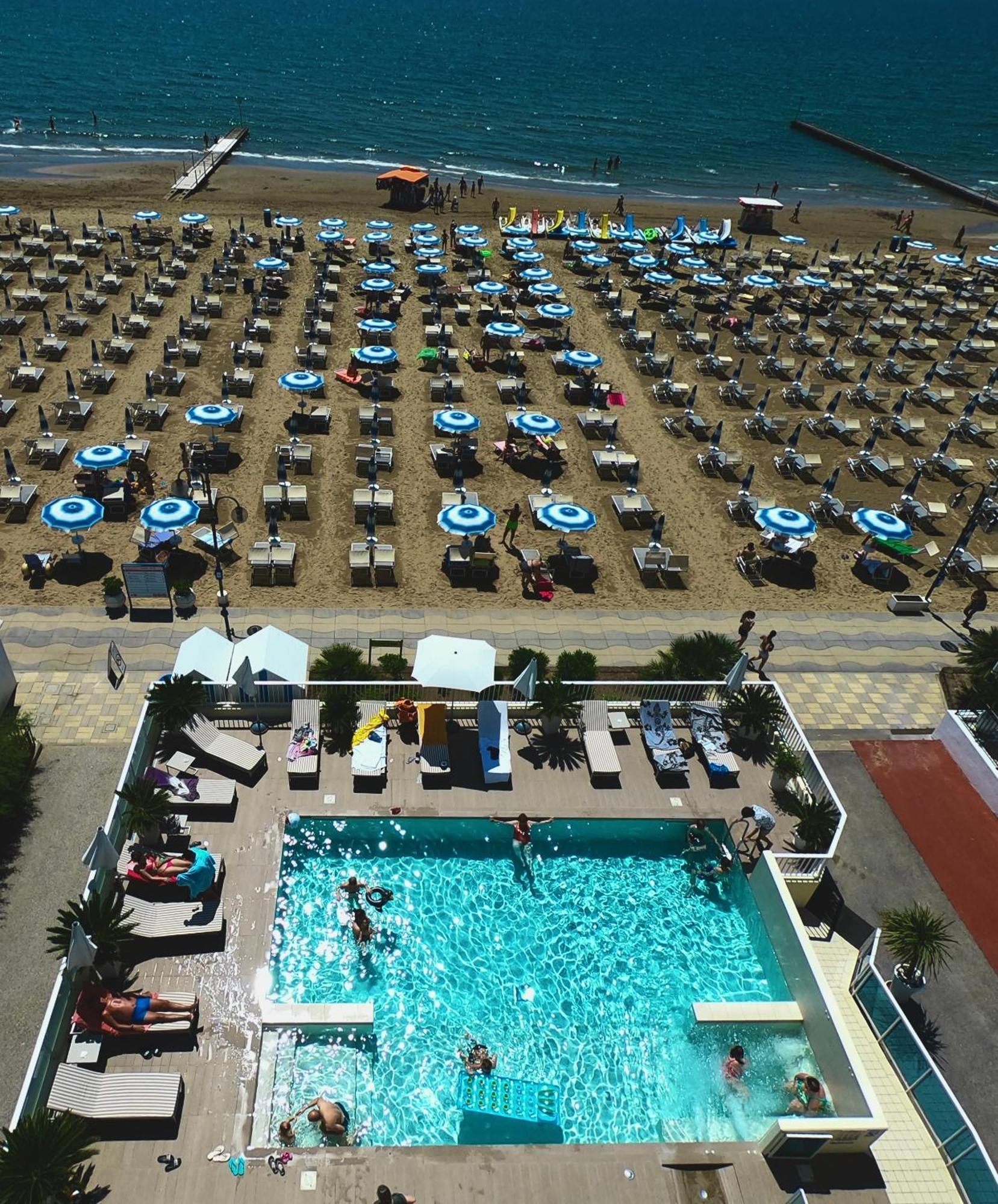 Hotel Canarie Jesolo Extérieur photo