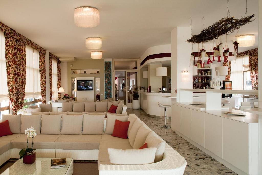 Hotel Canarie Jesolo Extérieur photo